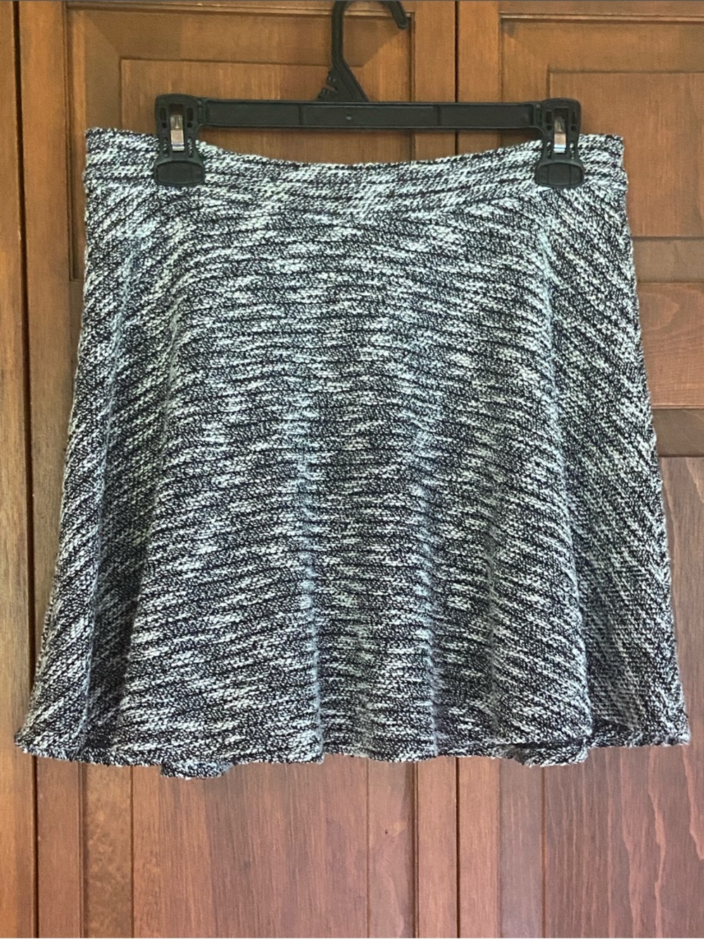 Vintage F21 Black and White Knit Skater Style Skirt